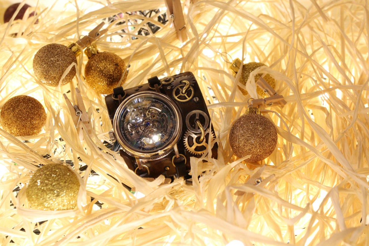 Стимпанк часы «Золото Рейна»